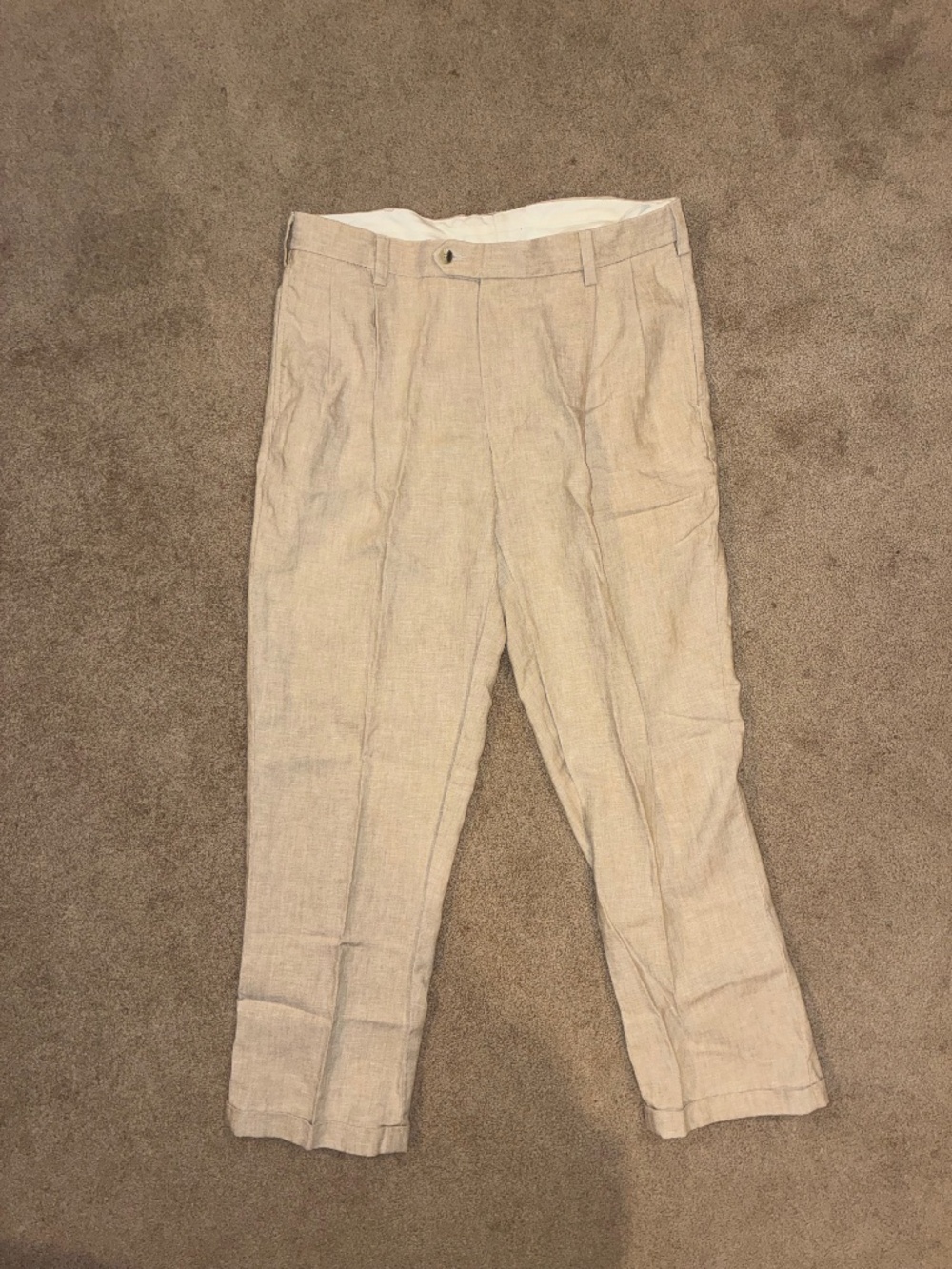 Jos. A. Bank men’s 36x30 tan/beige Linen pleated cuffed pants